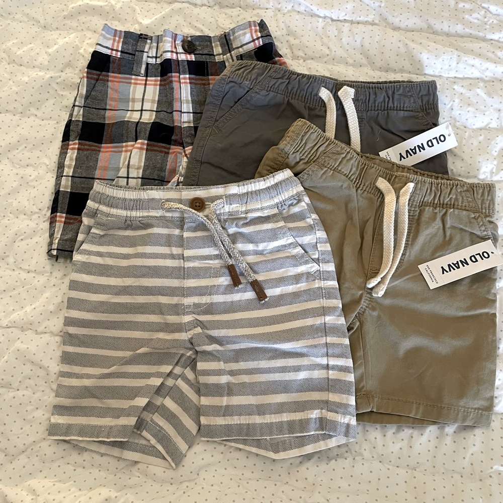 Boys Shorts 4 pairs. 1) Janie & Jack. 2) Carters 3 & 4) Old Navy NWT